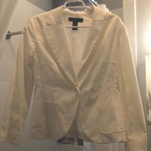 Like new! White cotton and lined blazer - size 12